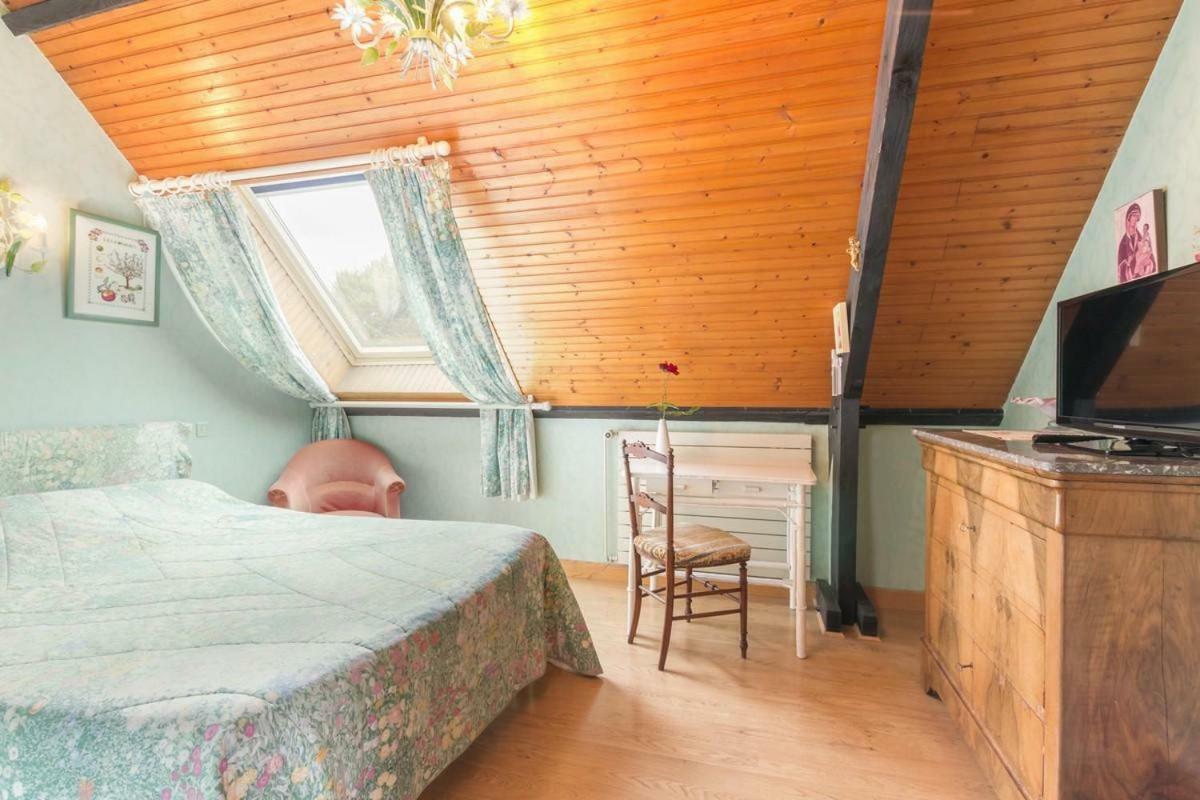 La Petite Londe Hotell Bieville-Beuville Exteriör bild
